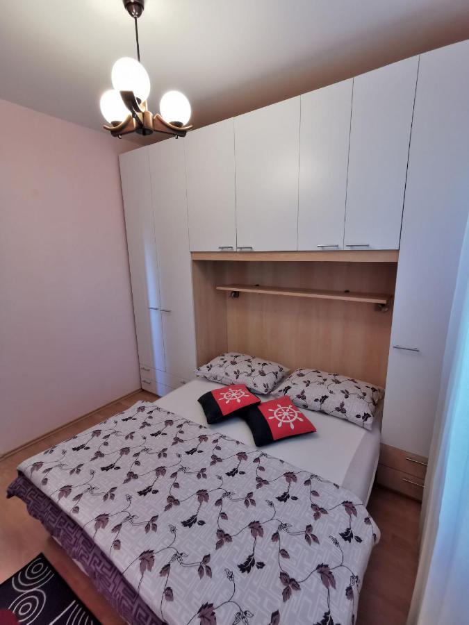 Apartment Delost 로브란 외부 사진
