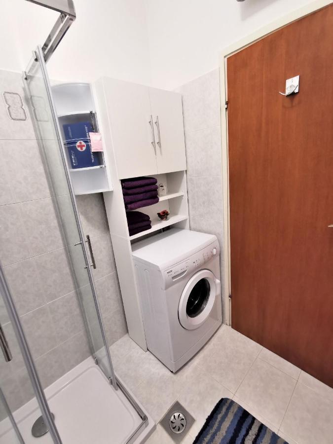 Apartment Delost 로브란 외부 사진